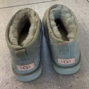 UGG Classic Ultra Mini Women